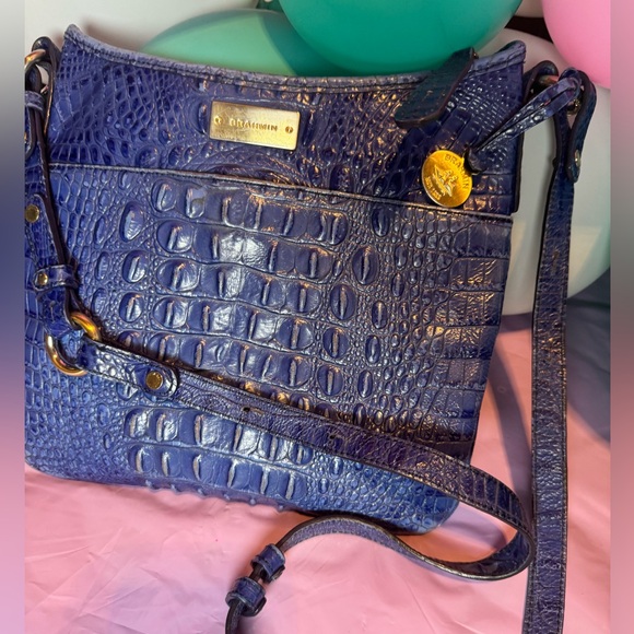 Brahmin Jody Melbourne Blue Croc Embossed Crossbody Bag-EUC - Picture 2 of 12